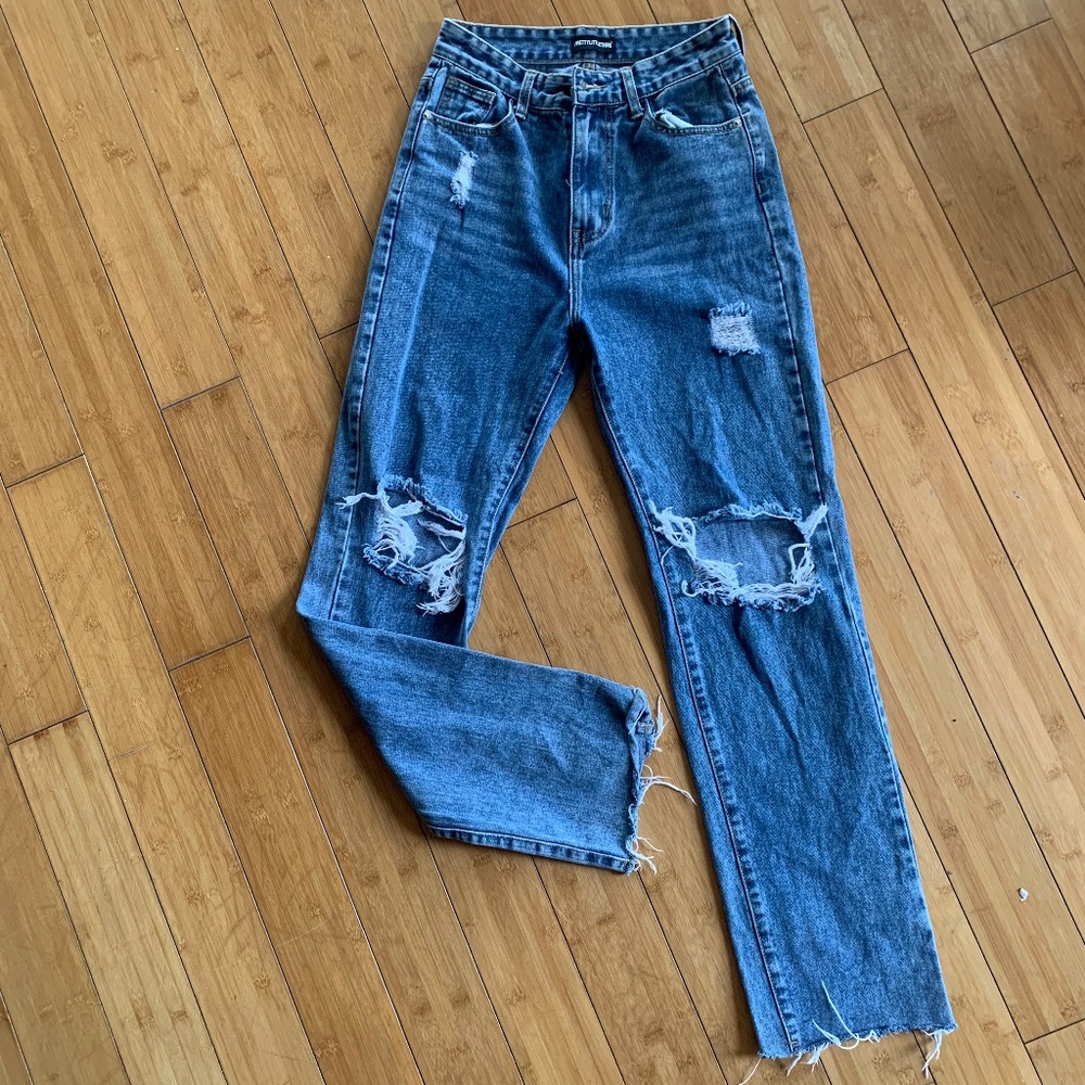 Blue jeans with hole, high waist